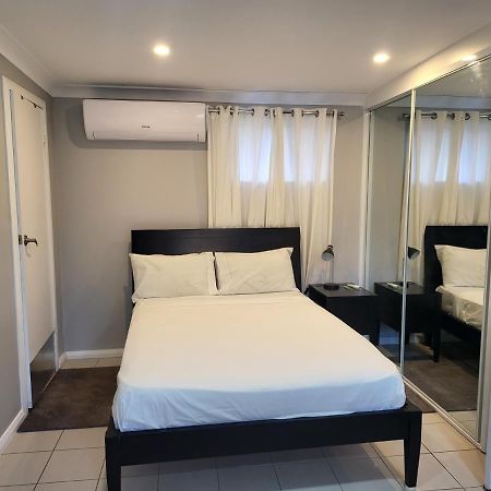 T&V Suites Windsor Eksteriør bilde