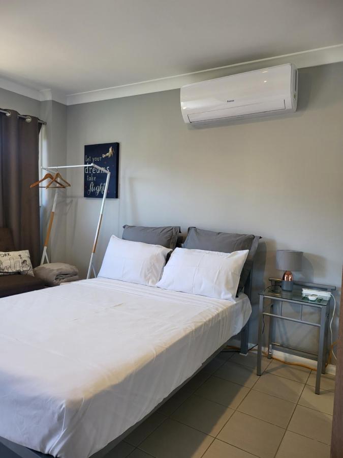 T&V Suites Windsor Eksteriør bilde