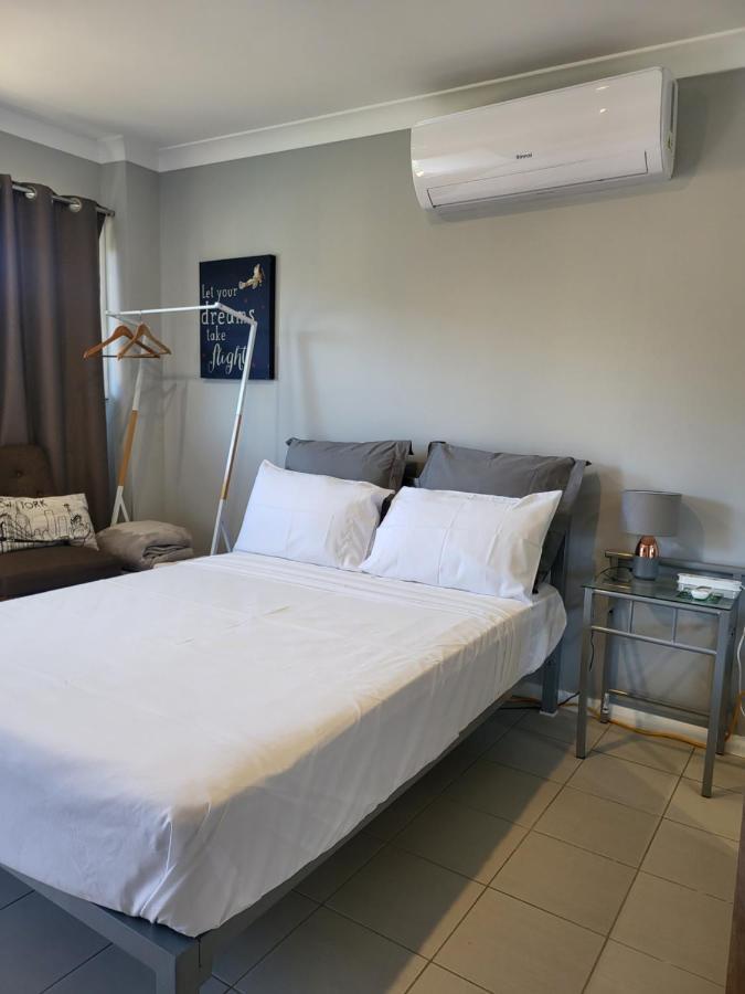 T&V Suites Windsor Eksteriør bilde