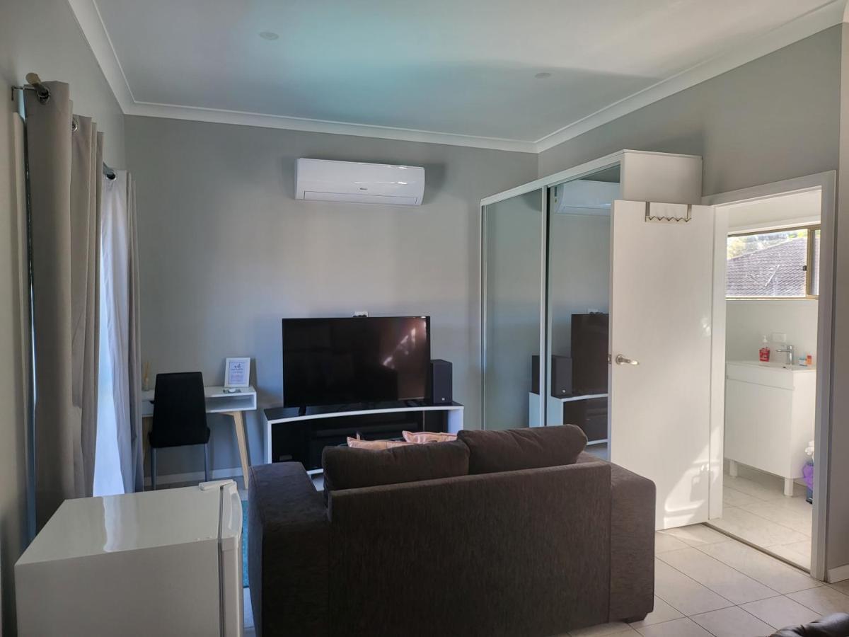 T&V Suites Windsor Eksteriør bilde
