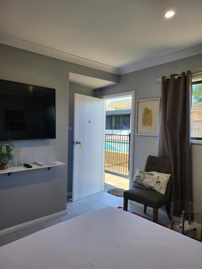T&V Suites Windsor Eksteriør bilde