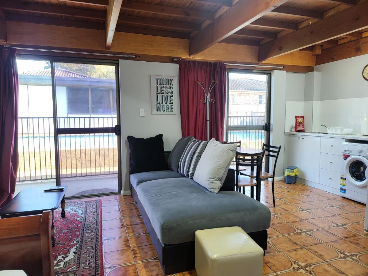 T&V Suites Windsor Eksteriør bilde