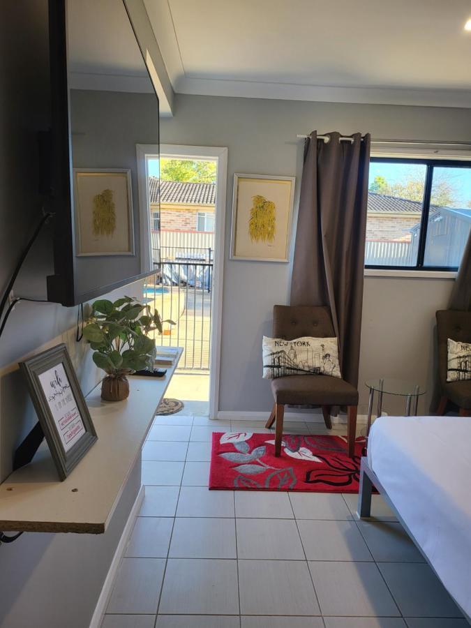 T&V Suites Windsor Eksteriør bilde